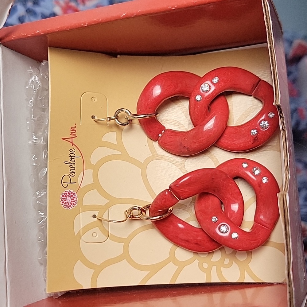 Sale 3 For $20 Red double loop earrings